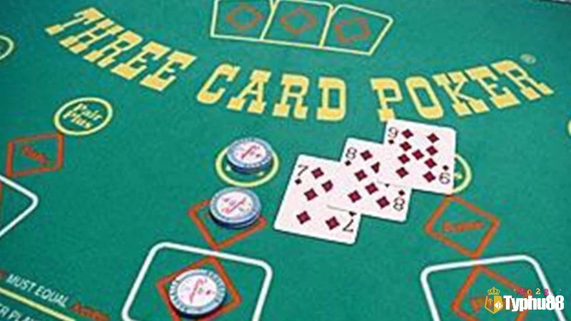 Cách chơi Three Card Poker như thế nào?