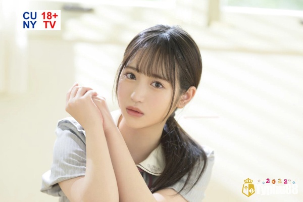  Rikka đã từng là thành viên trong một nhóm nhạc nữ idol